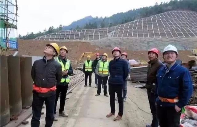 丘北县级公路维护监理事业单位最新项目概览